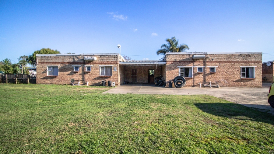 4 Bedroom Property for Sale in Gonubie Eastern Cape